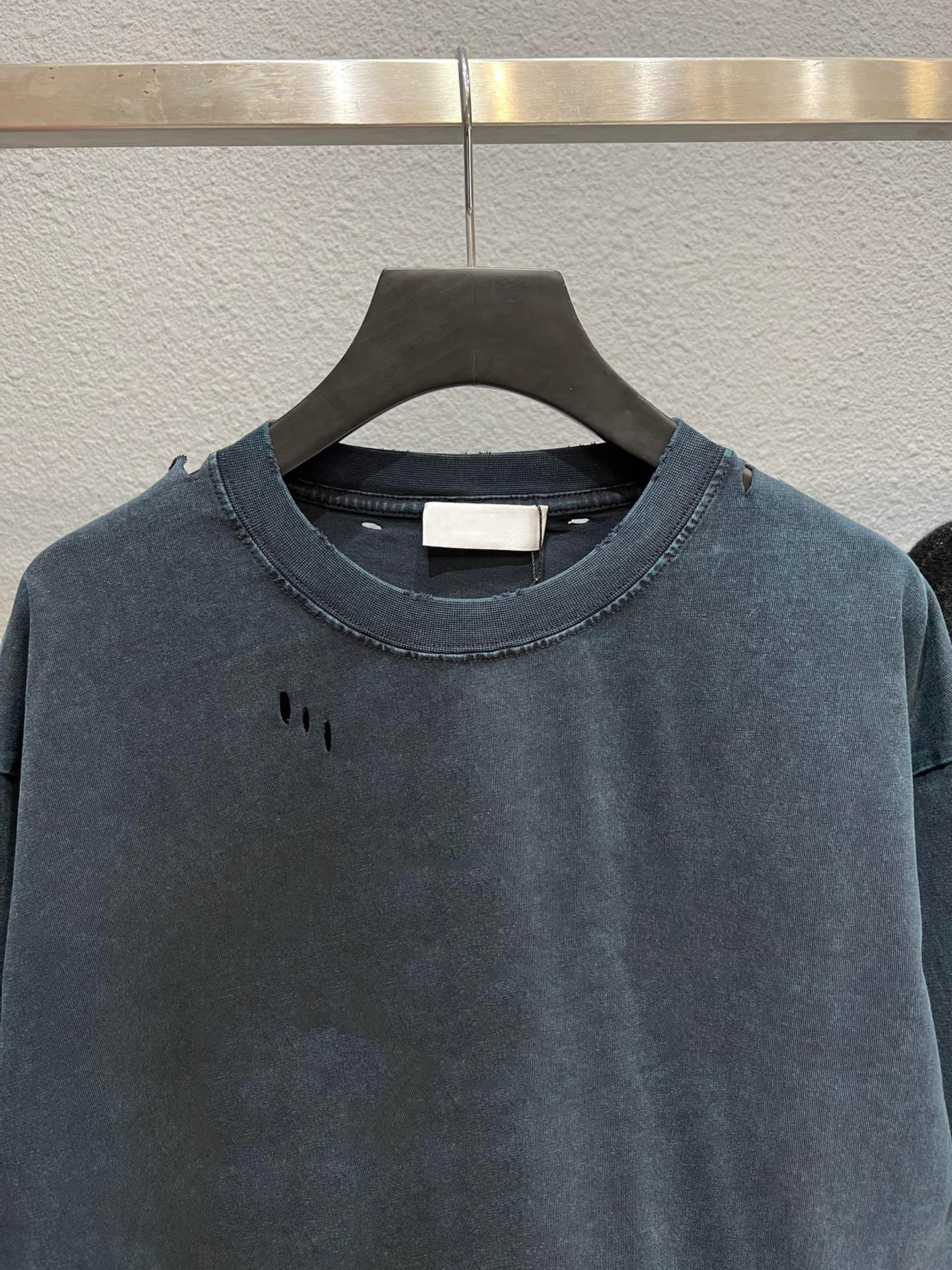 2026 hi T Limited edition designer t shirt mens womens Style Chest Letters Fashion Sportwear lovers summer shirts European and American sizes s-xxl