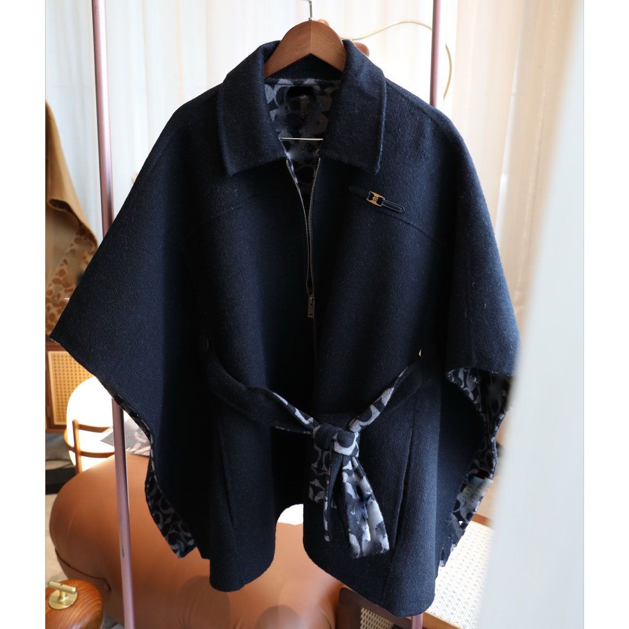 Vêtements pour femmes haut de gamme haut de gamme automne hiver Nouveau vêtement 100% cousu main double face pour un usage quotidien Manteau cape