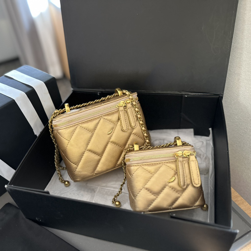 Designer bag Gold Shoulder Bags Handbag Genuine Leather Bags Mini Makeup bag Gold Ball Chain Lady Purse Luxury White Black Pink Color Purse Clutch W
