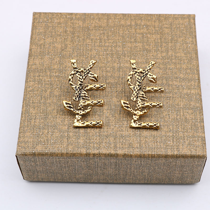 Classic Designer Stud Earrings Fashion Women Gold Silver pendant Letter y Crystal Diamond insert Earring Girls Wedding Party Gifts Classic Jewelry A