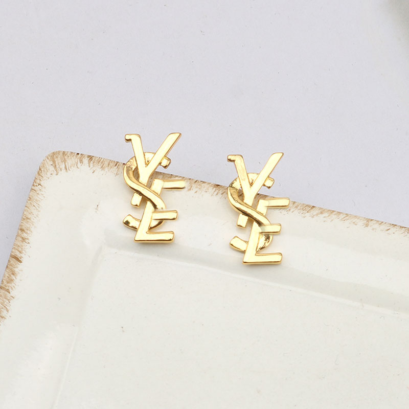 20style Classic Designer Stud Earrings Fashion Women Gold Silver pendant Letter y Crystal Diamond insert Earring Girls Wedding Party Gifts