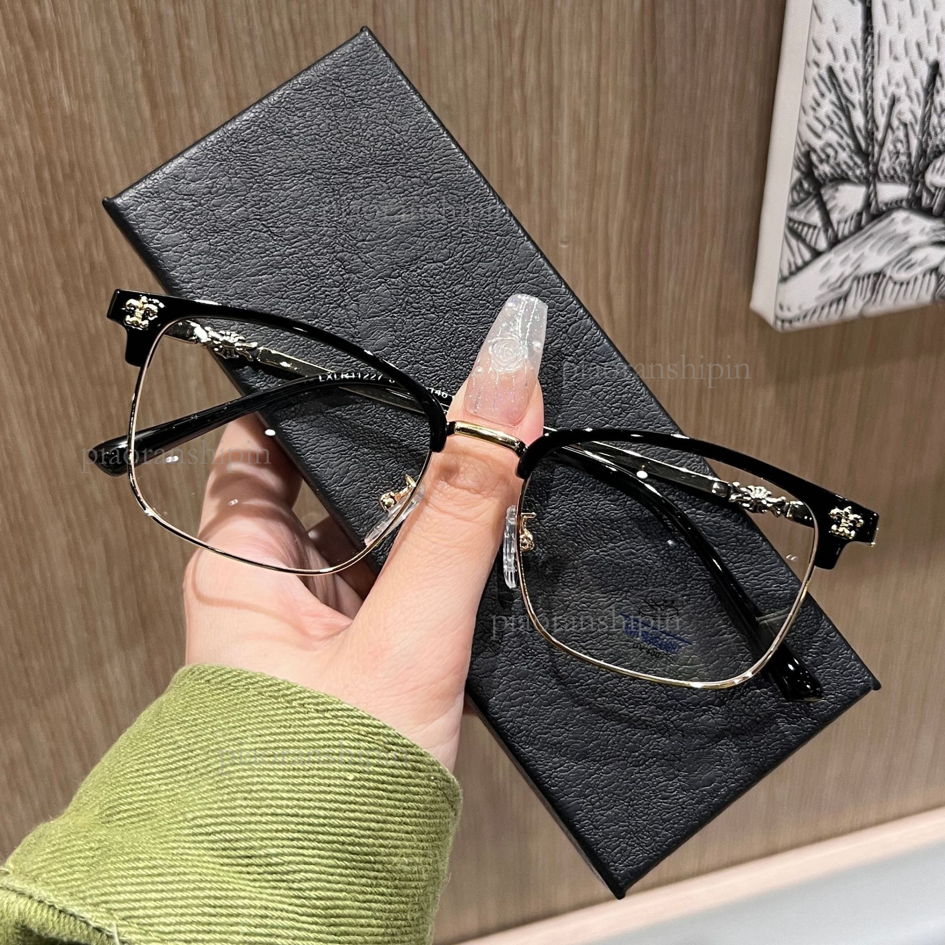 2026 Designer Men's Half Frame Cool Luxury Brand Retro Eyeframe Art Fashion Blue Light Barrier Glasses Multi Functional Trendy Accessories W