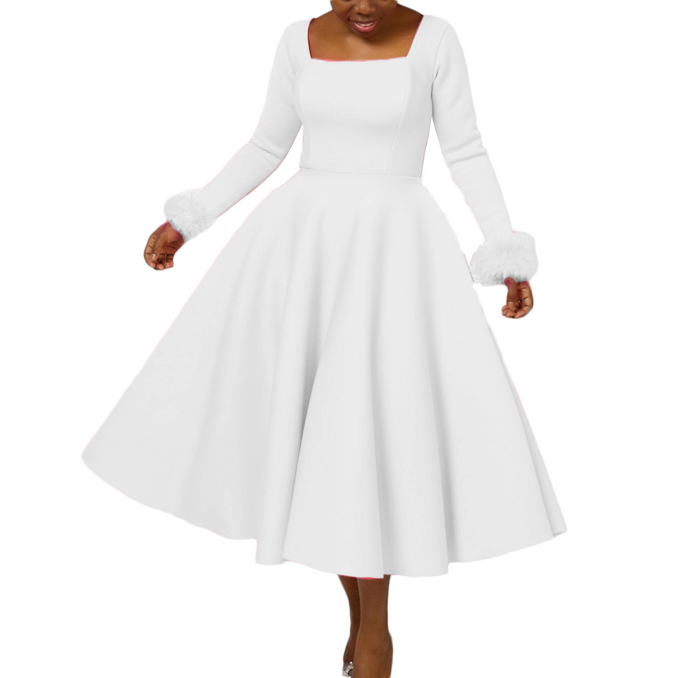 (176) Robe d'hiver élégante à jupe longue avec décoration en fourrure