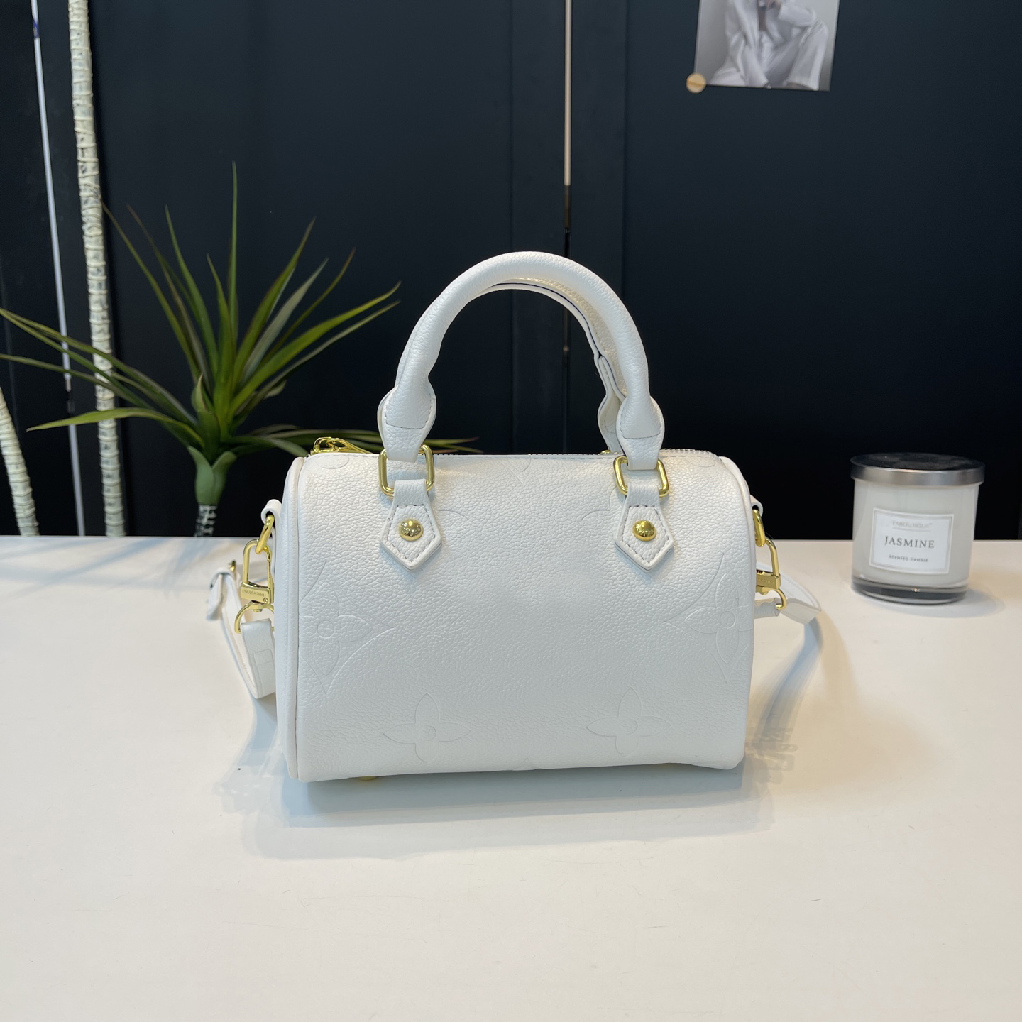 2022 Sacs de créateurs Femmes Sac à bandoulière Sac à main Messenger Totes Mode Rétro Sacs à main métalliques Classic Bandbody Embrayage Jolie Ba