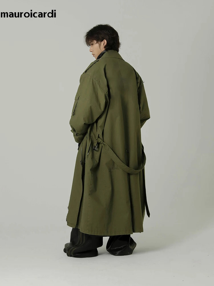 Mauroicardi Spring Autumn Cool Long Army Green Oversized Overcoat Men Sashes Loose Clothing Cargo Coat 260123BJ
