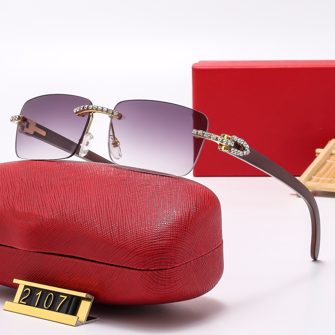 plage cloutée mode active belle nouveauté de créateur diamant pour femmes nouveau cadre en métal classique C lunettes de soleil de marque de luxe