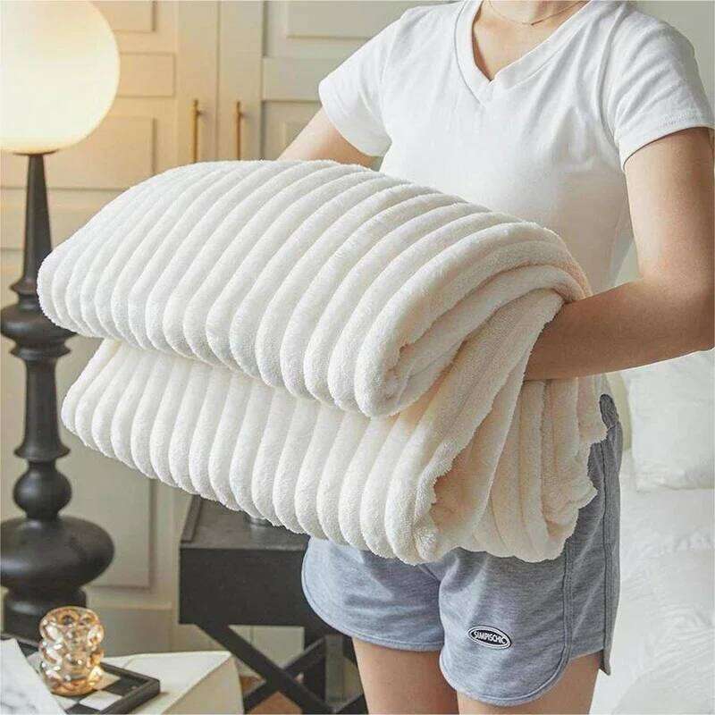 1pc Fluffy Coral Velvet Air-Conditioned Flannel Comfortable Thickened and Warm Soft Plush Throw Blanket Bed Cover H260124-image-1093094037