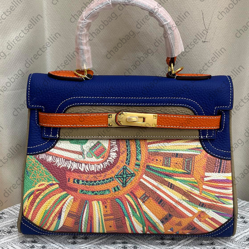 Painted Totebag Luxury Designer Bag Crossbody Designer Bags For Women Highest Quality Flap Metal Hasp Wallet Designer Woman Luxury Handbag Flower