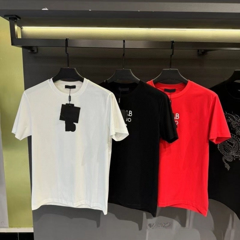 Mens Designer T-Shirts Cotton Short Sleeved Shirt Mens Fashion Trend Mens Loose Round Neck red shirt Women Casual Tops