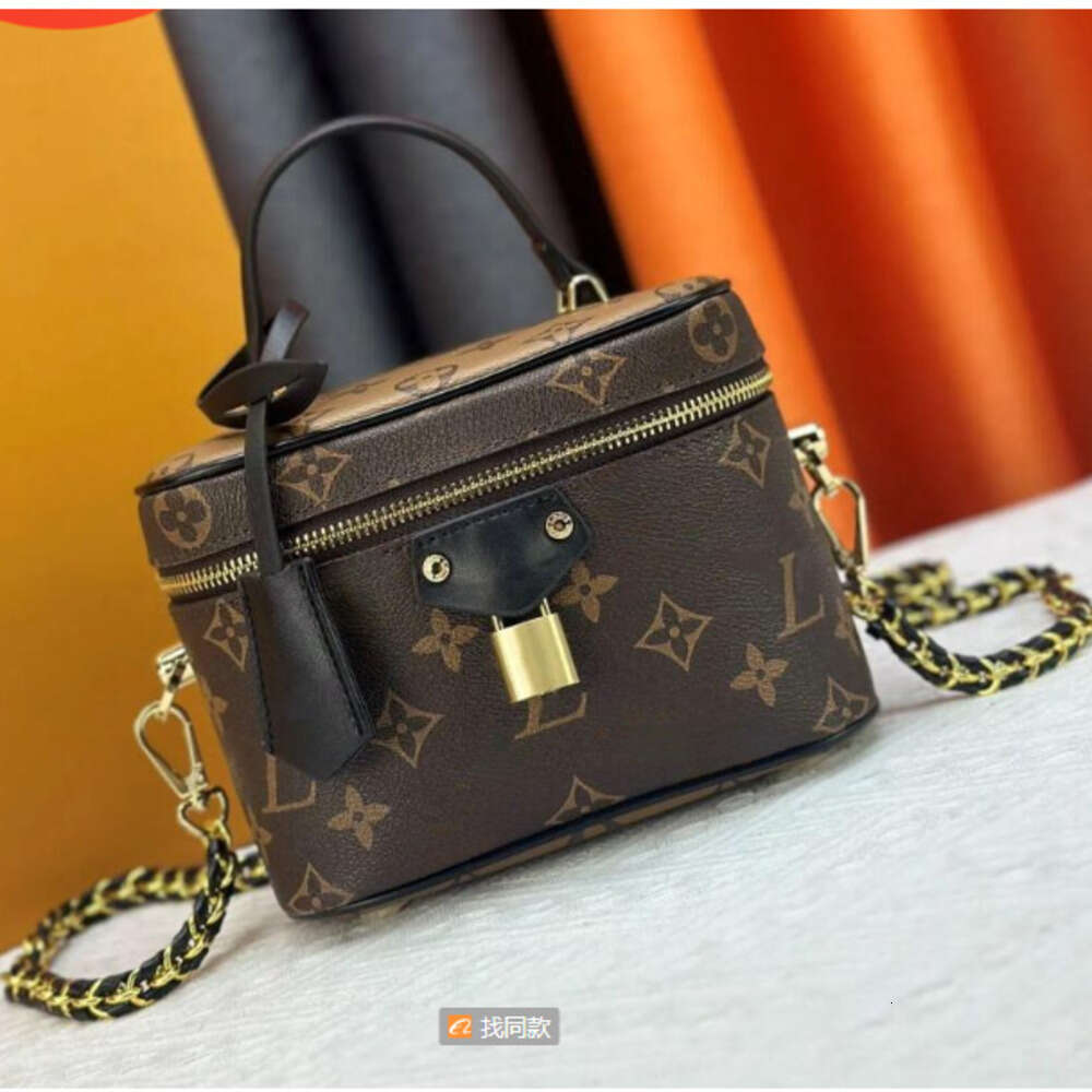 Sac de maquillage Designers Lady Trousse de toilette Mode Cuir Femmes Modèle d'impression classique ou motif de grille Sac cosmétique Designers D