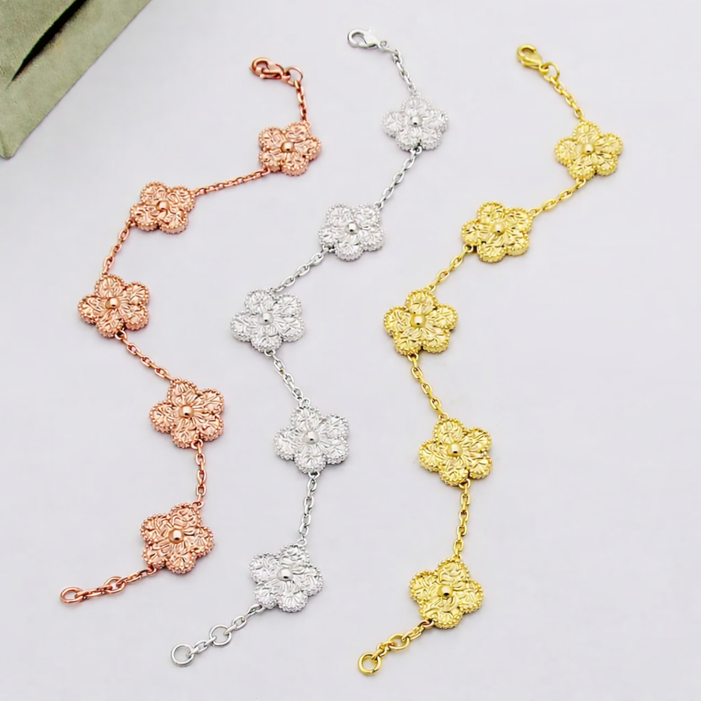 2026 New Clover Bracelet Luxury jewelry Women Flower Fashion Charm Bracelets 18K Gold Silver Rose Gold Chain Plate gold stamping for Women Wedding C