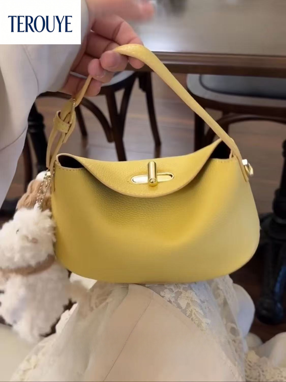 terouye autumn winter new womens shoulder bag fresh and simple style fashionable solid color handbag elegant casual womens crossbody autumn