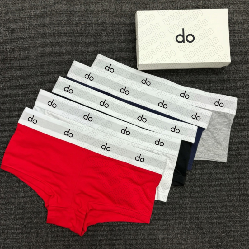 Womens low-rise sports-style casual fashion brand safety pants with flat crotch, sexy triangle underwear, mid-rise for girls, women's corset