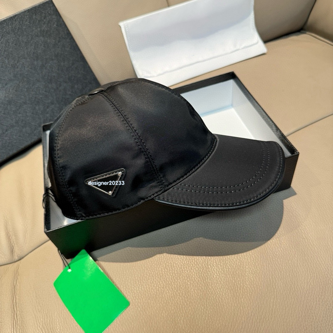 cap designer hat Luxury cap Solid color letter design cap warm Temperament cap for sports travel Hat Fashion casual style trucker wear hat very nice