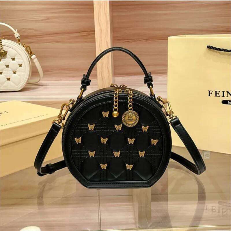 Bucket fashion Bag Light Luxury Brand Women's 2026 New Diamond Grid Small Round Fashion Designer High End Single Shoulder Crossbody Women