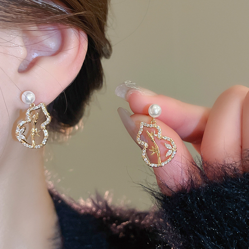Real Gold Plated Zircon Gourd Pearl for Women Versatile Niche Design Light Luxury High-end Elegant Earrings-image-1095143769