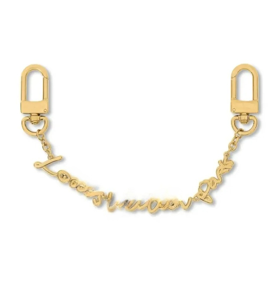 High Quality Fashion Keychains Luxury Gold Tone Lettered Key Chains Designer Unisex Bag Charm Car Key Holders for Men Women Gift