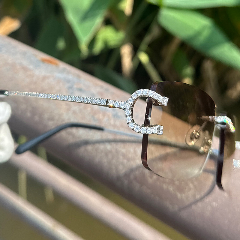 Full Moissanite Sunglasses Square Designer Luxury Eyewear Fashion Brown Outdoor Shades Vintage Cool Decoration Sonnenbrille Herren