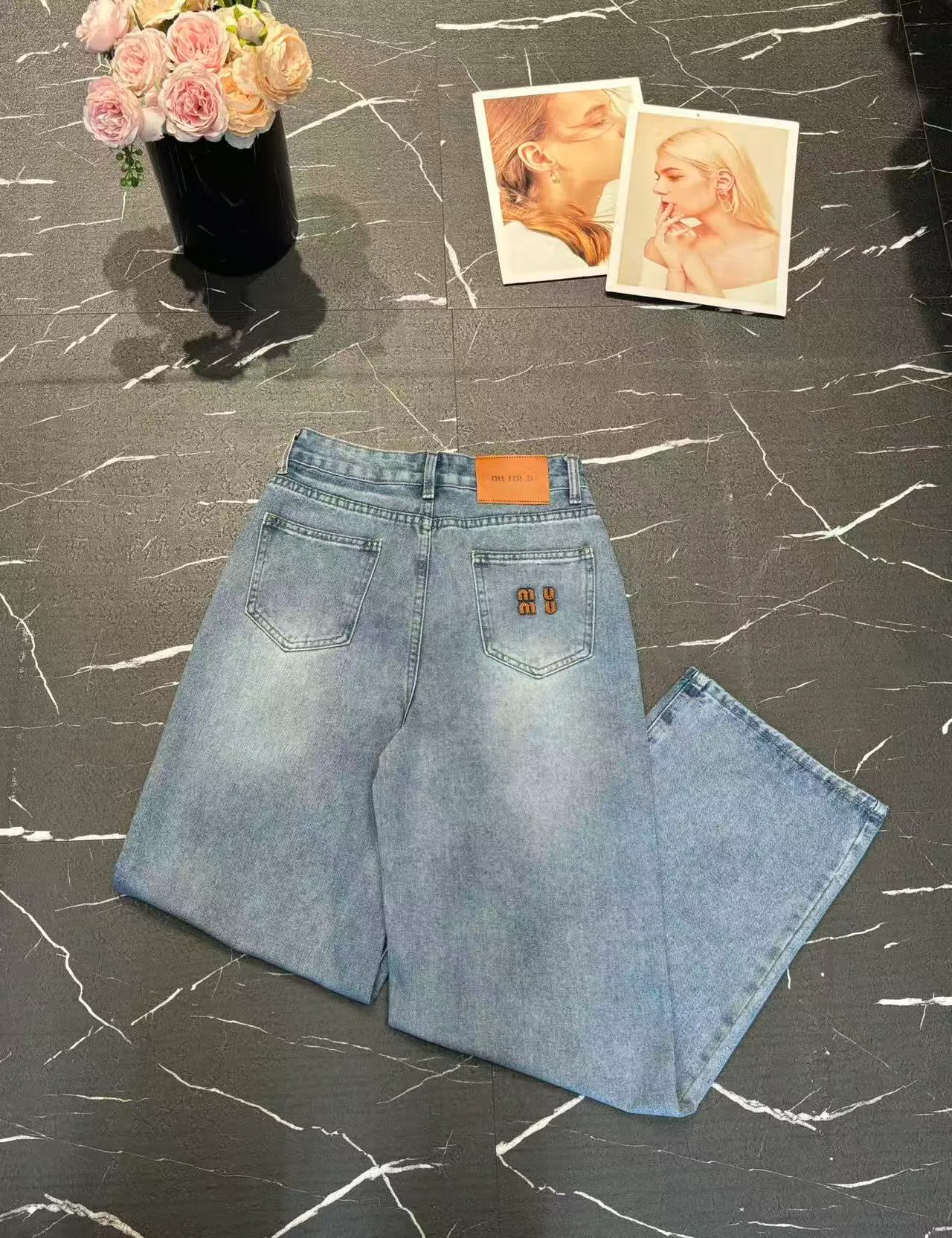 Designer blue women's jeans Retro and fashionable high waisted wide leg pants Letter print Women's jeans Loose fit jeans S - 2XL