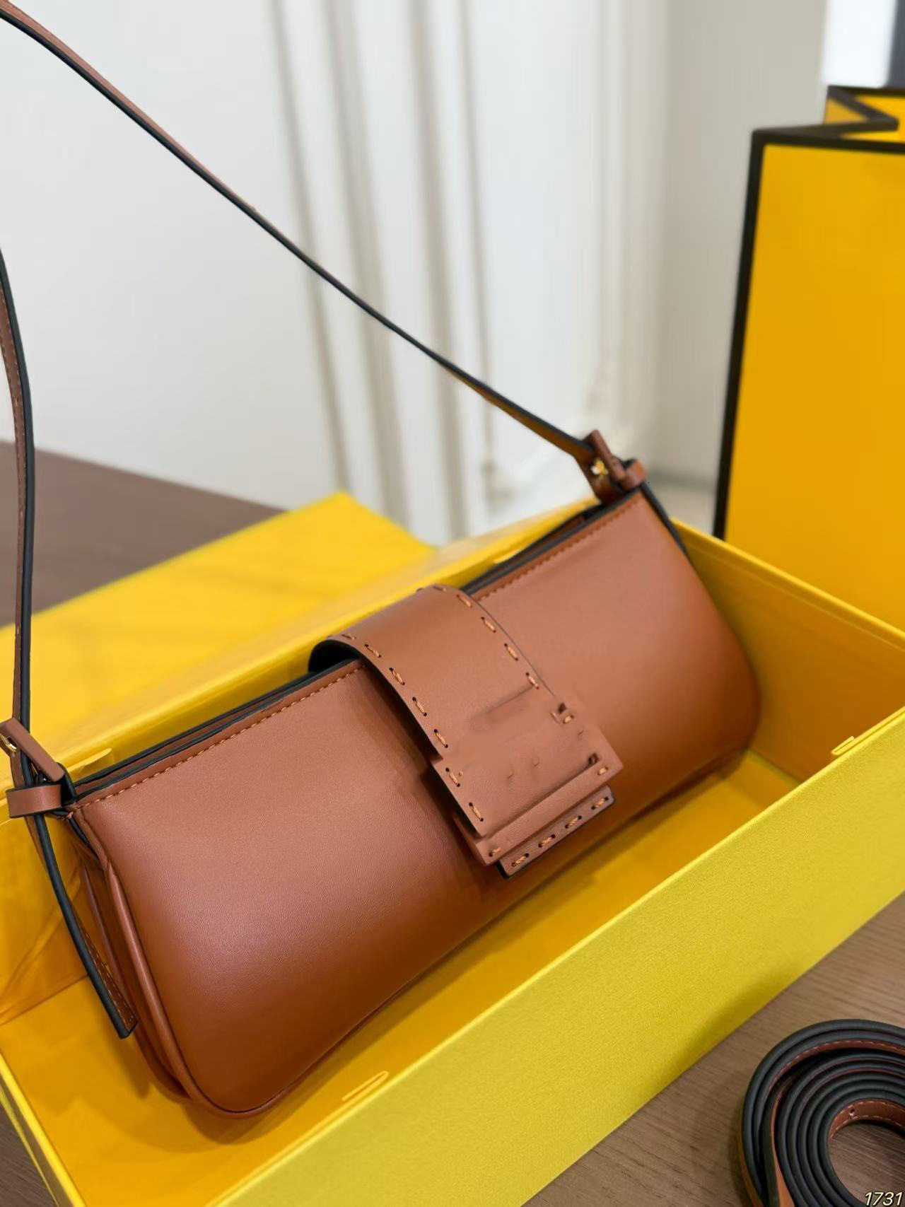 Women's shoulder 2026 new model mini crossbody underarm bag classic elegant fashionable versatile