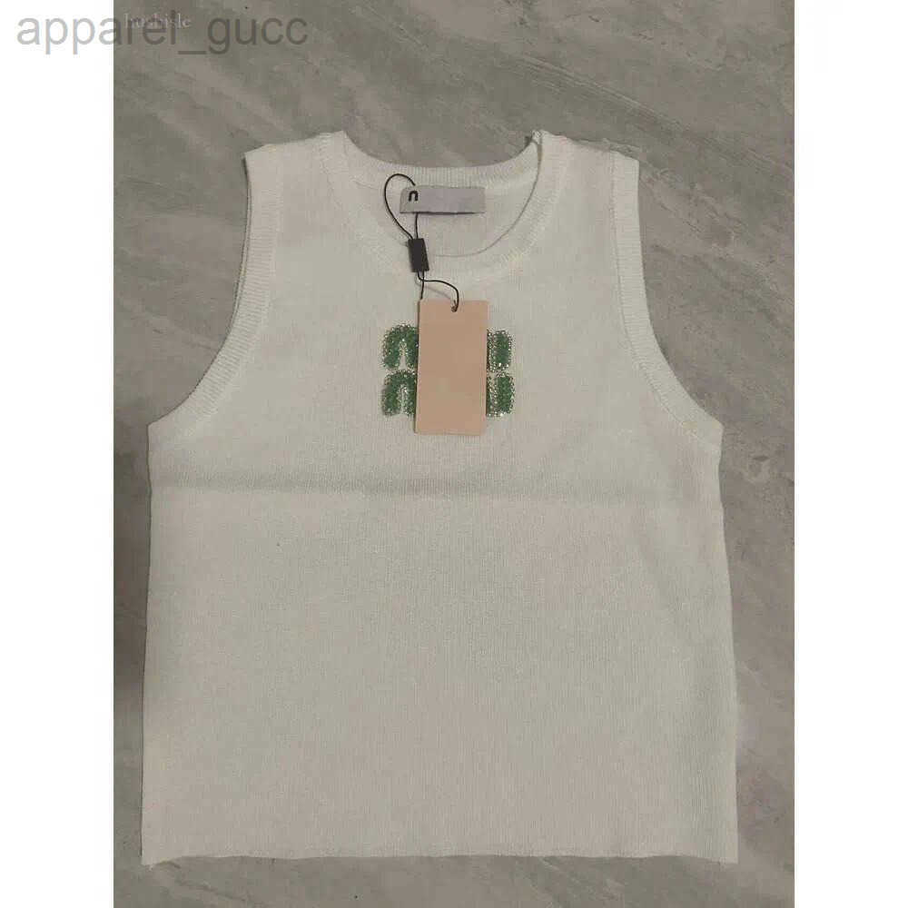 Womens T Shirt Designer Tank Top Summer Breathable Casual Soft Tops Women Designer Daily Streetwear Relaxed Fit Ladies Sleeveless Cotton Blend Women