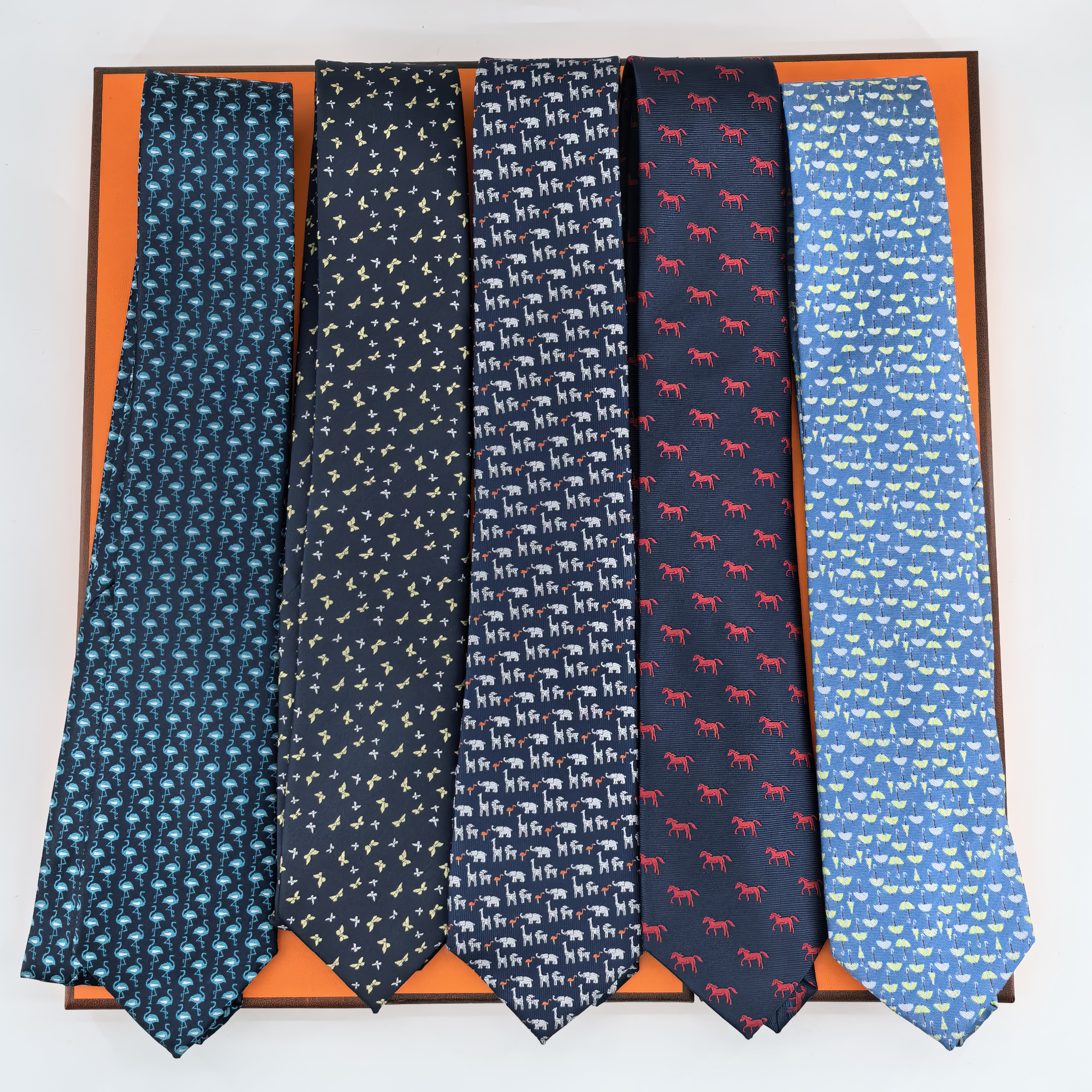 new high-quality, silk ties, luxurious ties, premium men's ties, brand ties, business versatile ties, fashionable designer handcrafted silk tie