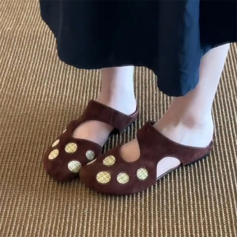 Leather Version Polka Dot Summer Slippers Womens Comfortable Head Cover Half Slippers Casual Fashion Sweet Style Slip-On Shoes 260729BJ