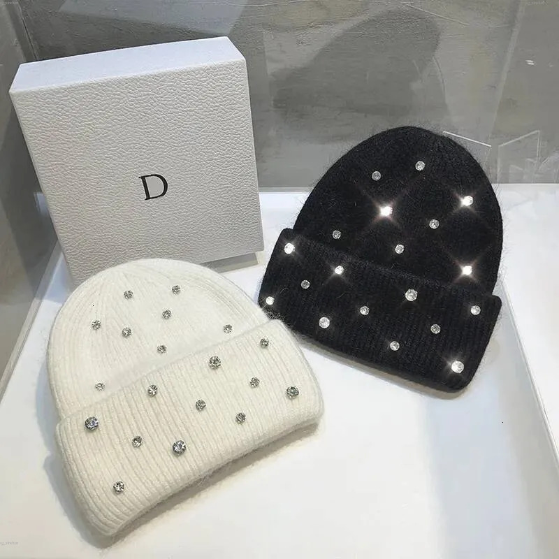 Luxury Rhinestone Beads Knitted Hat Korean Women Rabbit Fur Wool Skullies Cap Winter Fashion Thickened Warm Bonnet Beaanies J260803