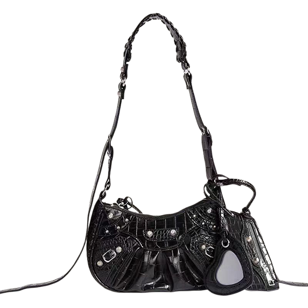 2026 Nouvelle tendance de la mode sac de moto pour femmes sac sous les bras Rivet gland haut de gamme sac plissé sac à bandoulière sac à bandouli