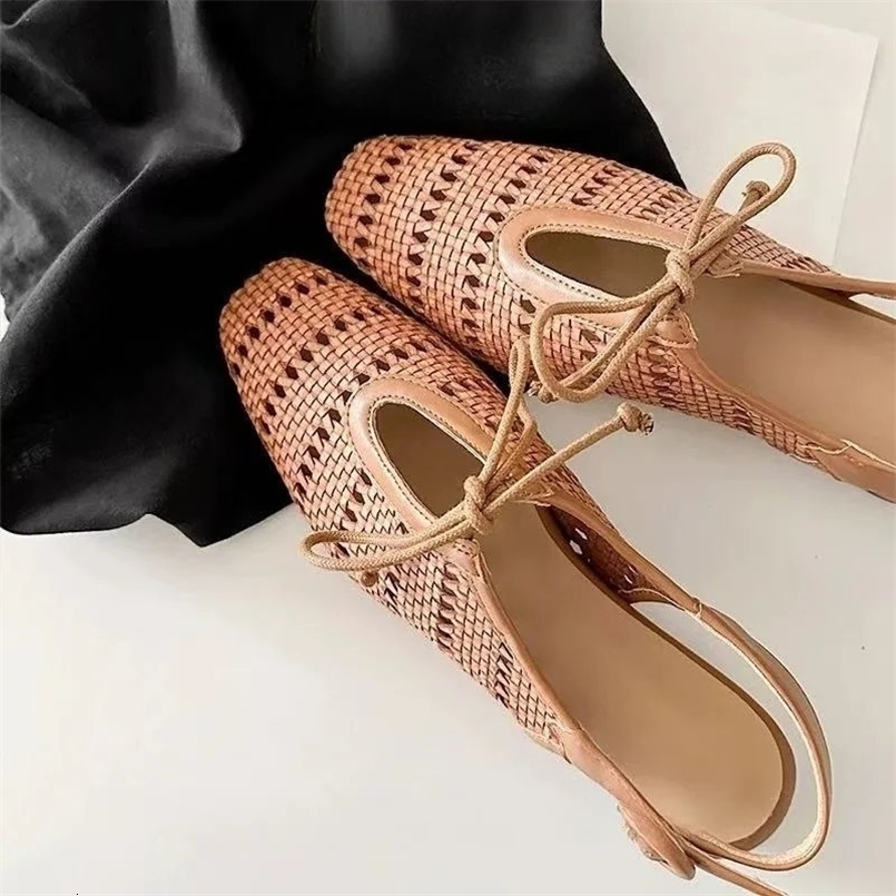 Niche n Hollow Out Breathable Summer Buckle Strap Womens Sandals Baotou Square Heel Bow Tie Casual Sandals Women 260427BJ