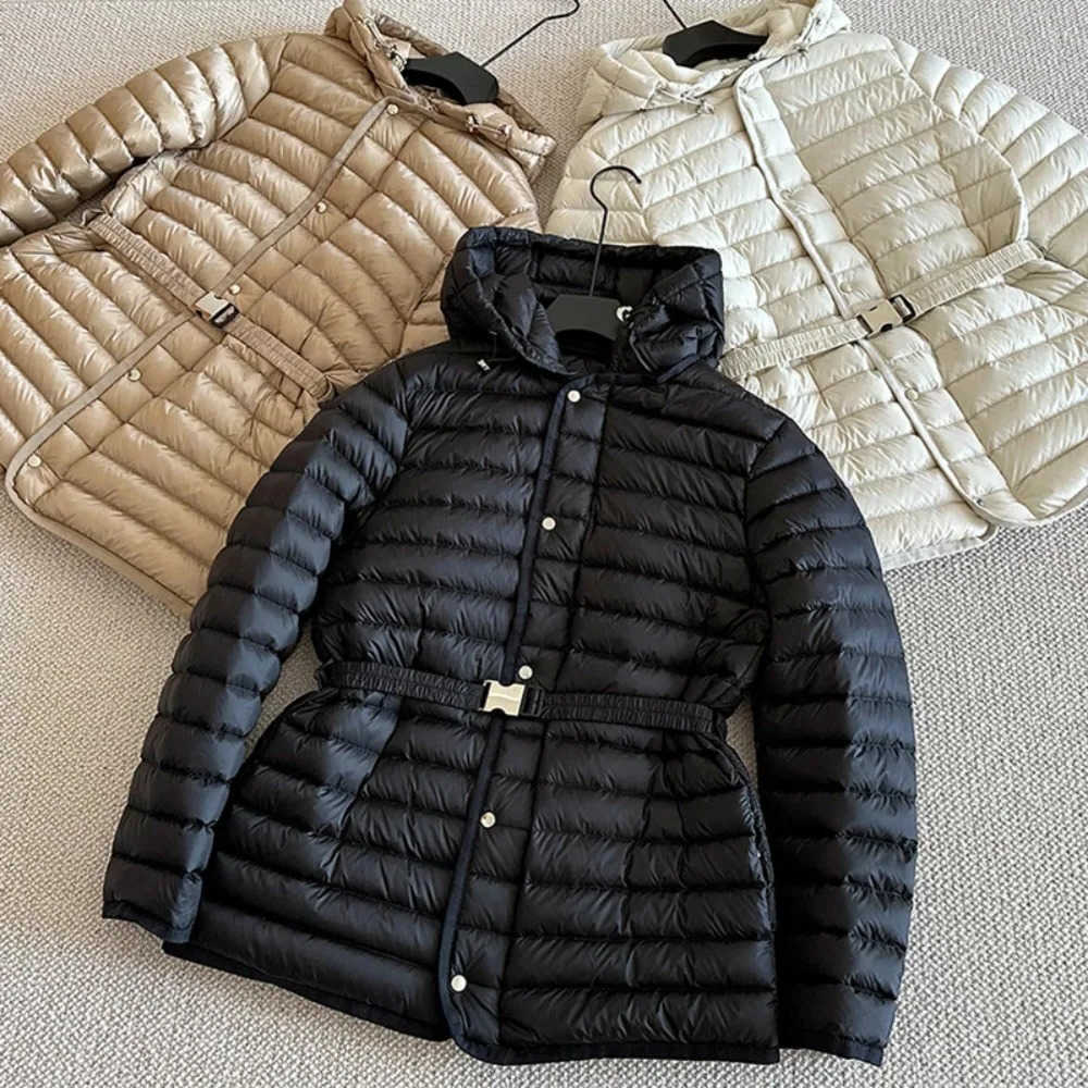 Winter Autumn Lightweight Short Slim 90 White Duck Down Jacket Women Hooded Sash Warm Down Coat S260804FGXF