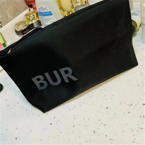 Fashion Designer Women Cosmetic Bags Organizer Makeup Bag Mens Travel Pouch Nylon Letter Toiletry Make Up Ladies Zipper Clutch Purses