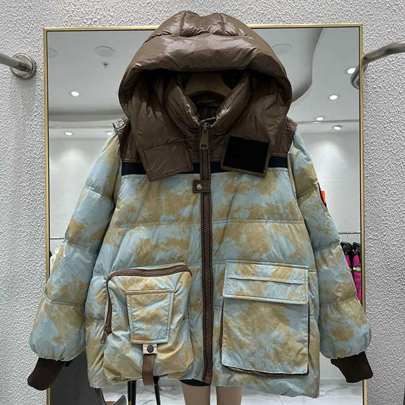 Winter Outerwear Warm Hooded Short color matching Women Down Jacket 90 White duck down Loose camouflage Womens Puffer Coat S260804KLAV