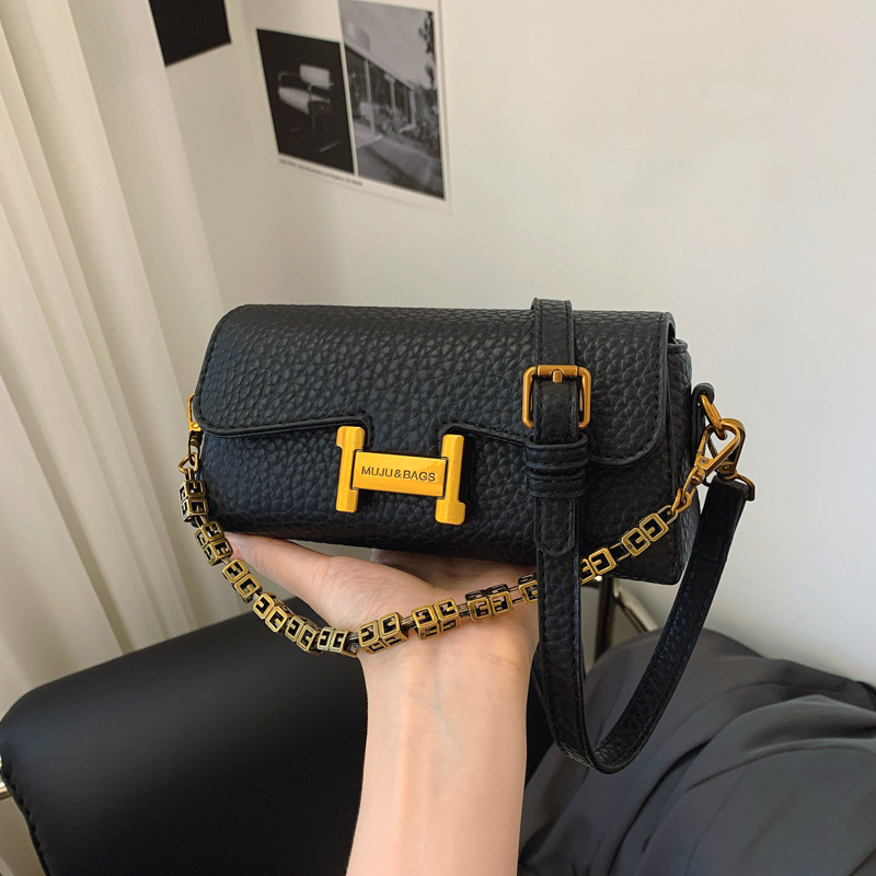 2026 new Korean-style women's bag niche fashionable chain shoulder underarm bag vintage versatile crossbody mini square bag C260805