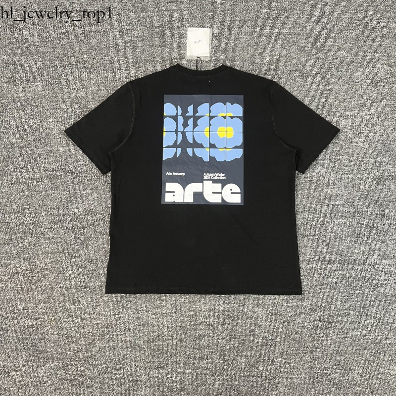 New Summer Arte Short-Sleeve T-Shirt For Men, Fashionable Casual Slim Fit, High-End Light Luxury Trendy Base Shirt, Stylish And Cool Half-Sleeve Art