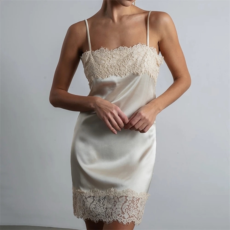 Ticketsx Summer Lace Satin Sling Dress Sexy Solid Patchwork Backless Slim Mini Dress Elegant Vintage Party Clubwear Vestidos 260516BJ