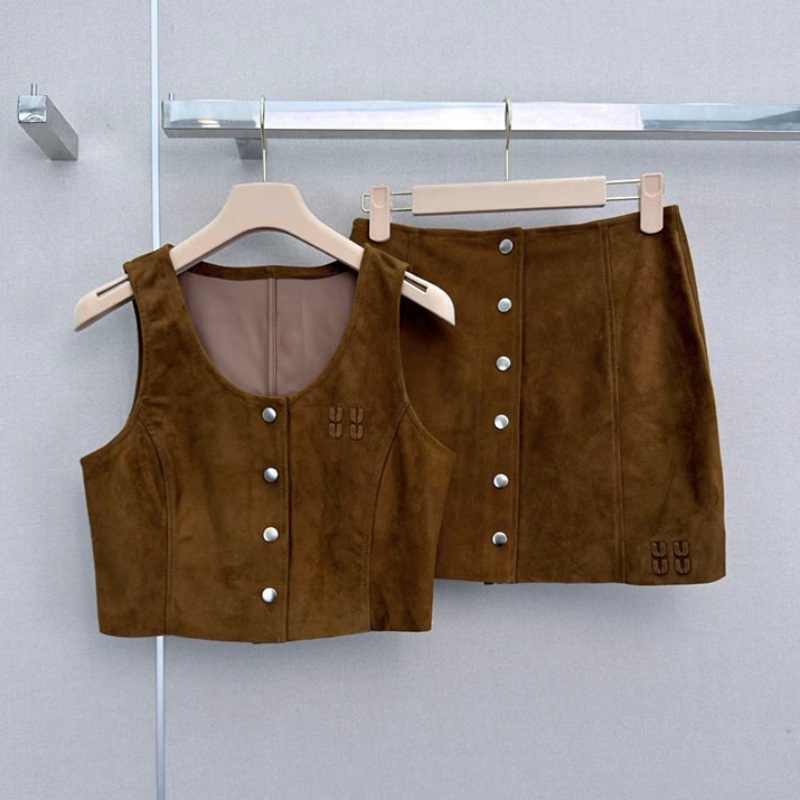 Vintage Faux Suede Vest Mini Skirt Set Women Cropped U Neck Tank Top Designer Button Up High Waist Skirts Vacation Resortwear