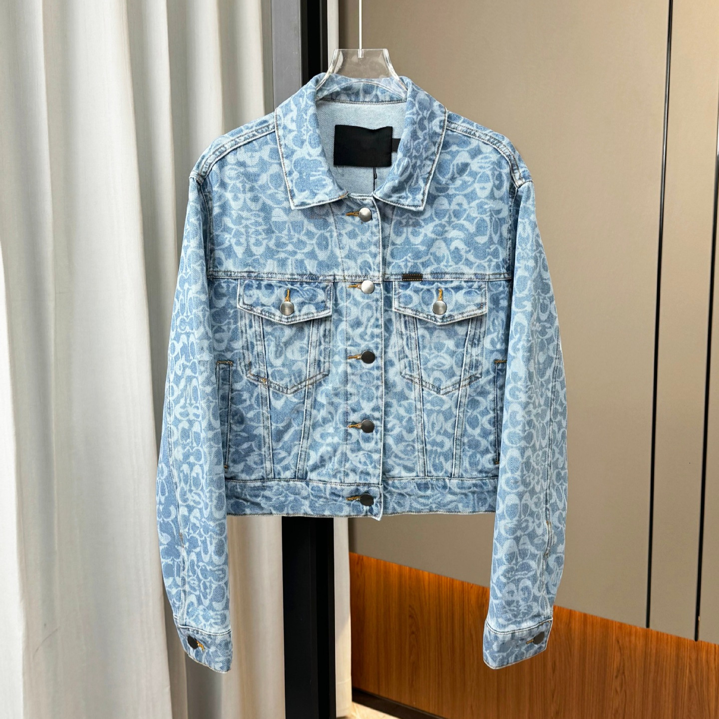 Women Full Printed Pattern Denim Jacket Lapel Button Down Classic Trucker Coat Loose Casual Short Denim Outerwear