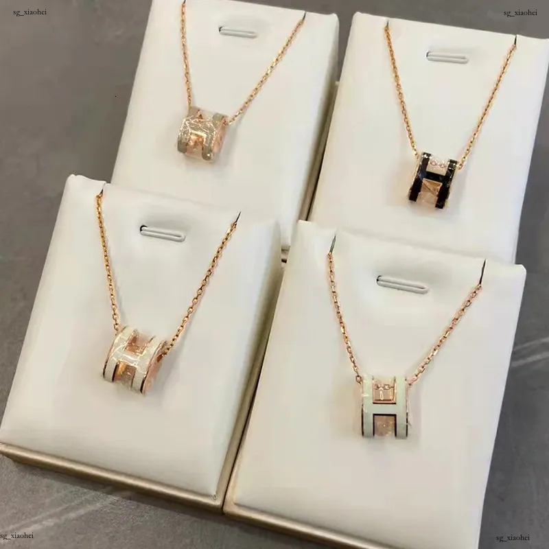 Classic Necklace Titanium steel h necklaces for women Letter Necklaces luxury designer pendants 18k gold plated brand jewelry
