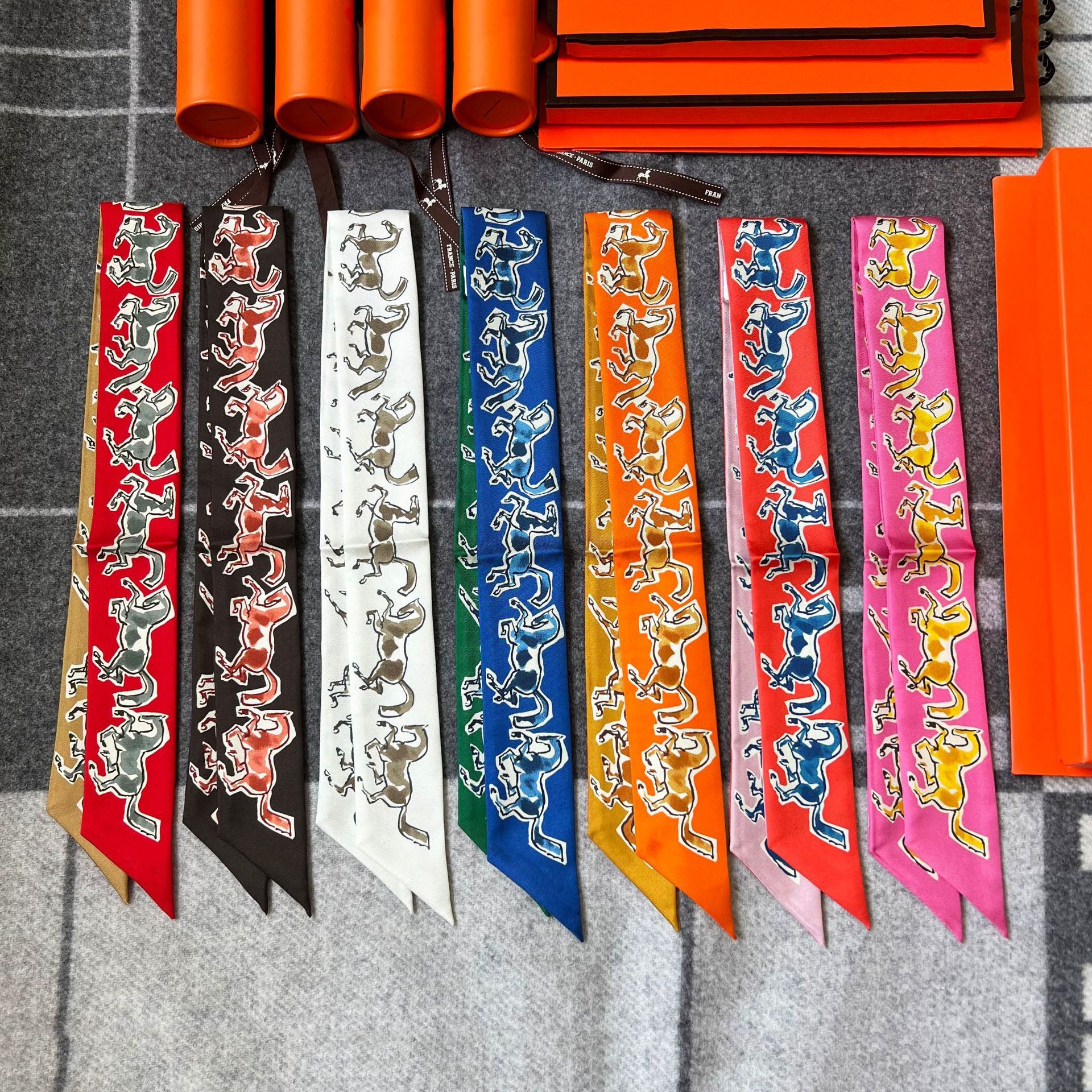H designer Silk scarf hair band 2026 New Model Silk Scarf for Wrapping Bags, Horse-Themed Bag Handle Decoration, Small Ribbon, Hairband