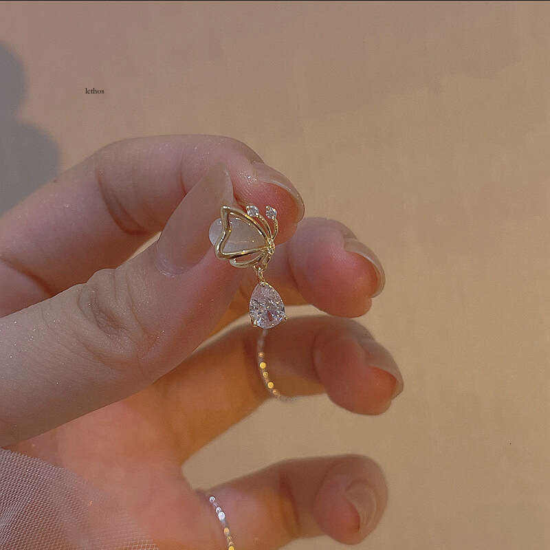Cat's Eye Stone Butterfly Heart-Shaped Water Drop Zircon S925 Silver Needle Women, Unique Design, High-End Elegant Stud Earrings for Summer