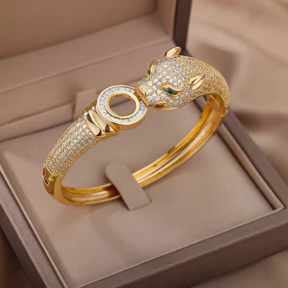 New leopard design 18K gold-plated full diamond zirconia bracelet for women, popular vintage fashion electroplated jewelry