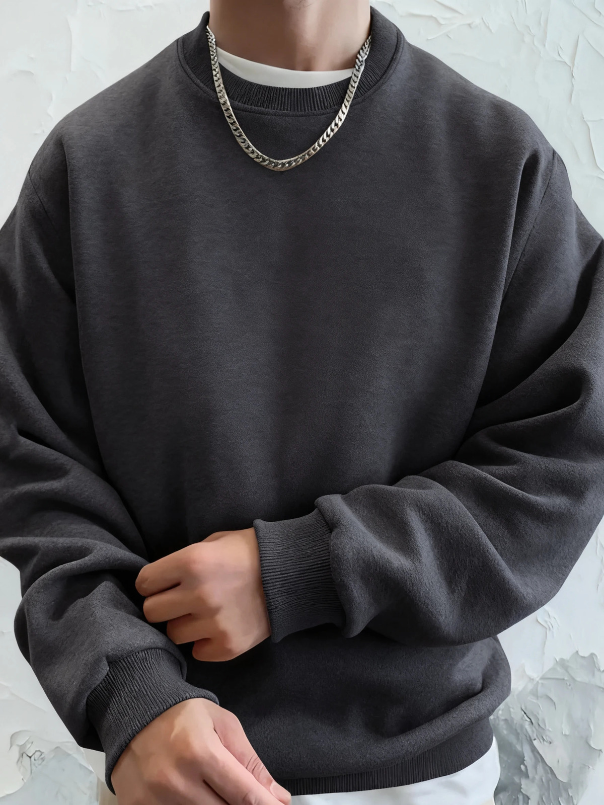 Men'S Solid Sweatshirts Autumn Winter Loose Fleece Soft Hoodies Basics Crewneck Warm Sportswears Street Casual Mens Clothes 260805