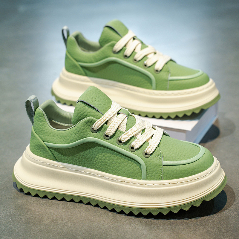 Autumn New Men's Height-Increasing Thick-Soled Korean Style Trendy Wear-Resistant Outdoor Casual Sports Shoes Student Sneakers