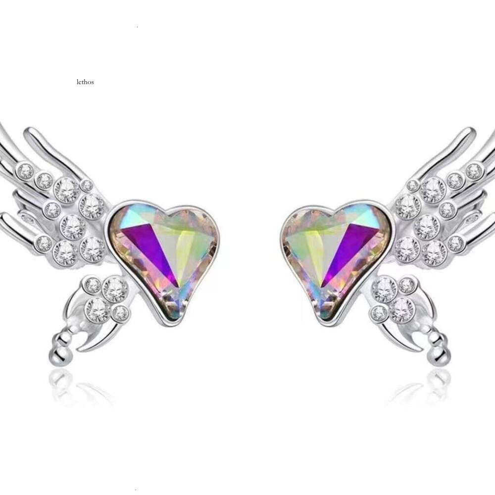 Aurora Iridescent Heart-Shaped Wing Clip Women, Light Luxury Niche Style, Diamond-Studded Angel Elf Ear Cuff for Non-Pierced Ears