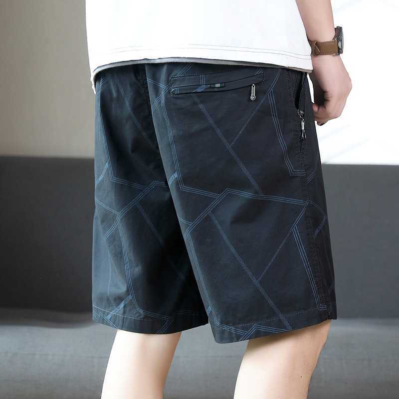 High end men's 100% pure cotton beach pants summer trend breathable and casual five quarter pants big shorts for men to wear outside shorts for