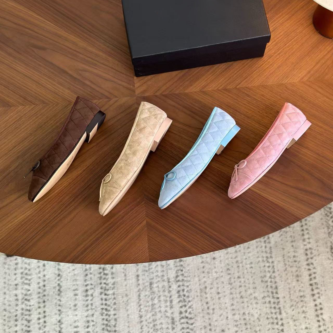High quality genuine leather ballet shoes for women, fashionable flat bow, one foot on classic sheepskin suede