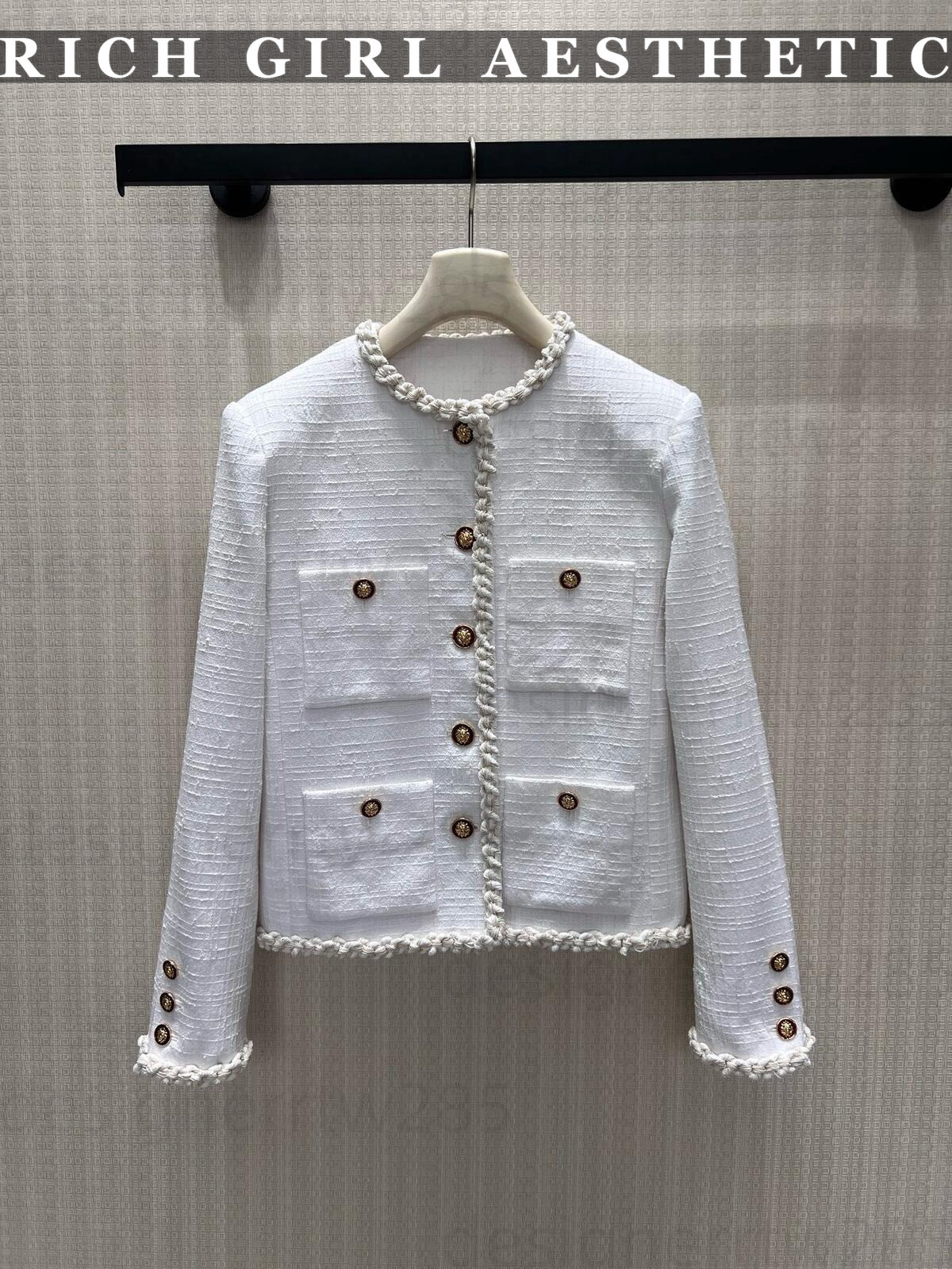 CC jackets womens White Tweed Cropped Jacket designer clothes women with Brand logo Elegant Long Sleeve Gold Embellished Button Outerwear Luxury Bla