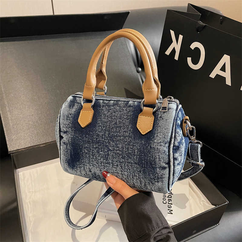 High Classic Pillow Crossbody Bag Quality Washed Denim Casual Shoulder Underarm Purse Korean Fashion Style Commuting Bag H260805