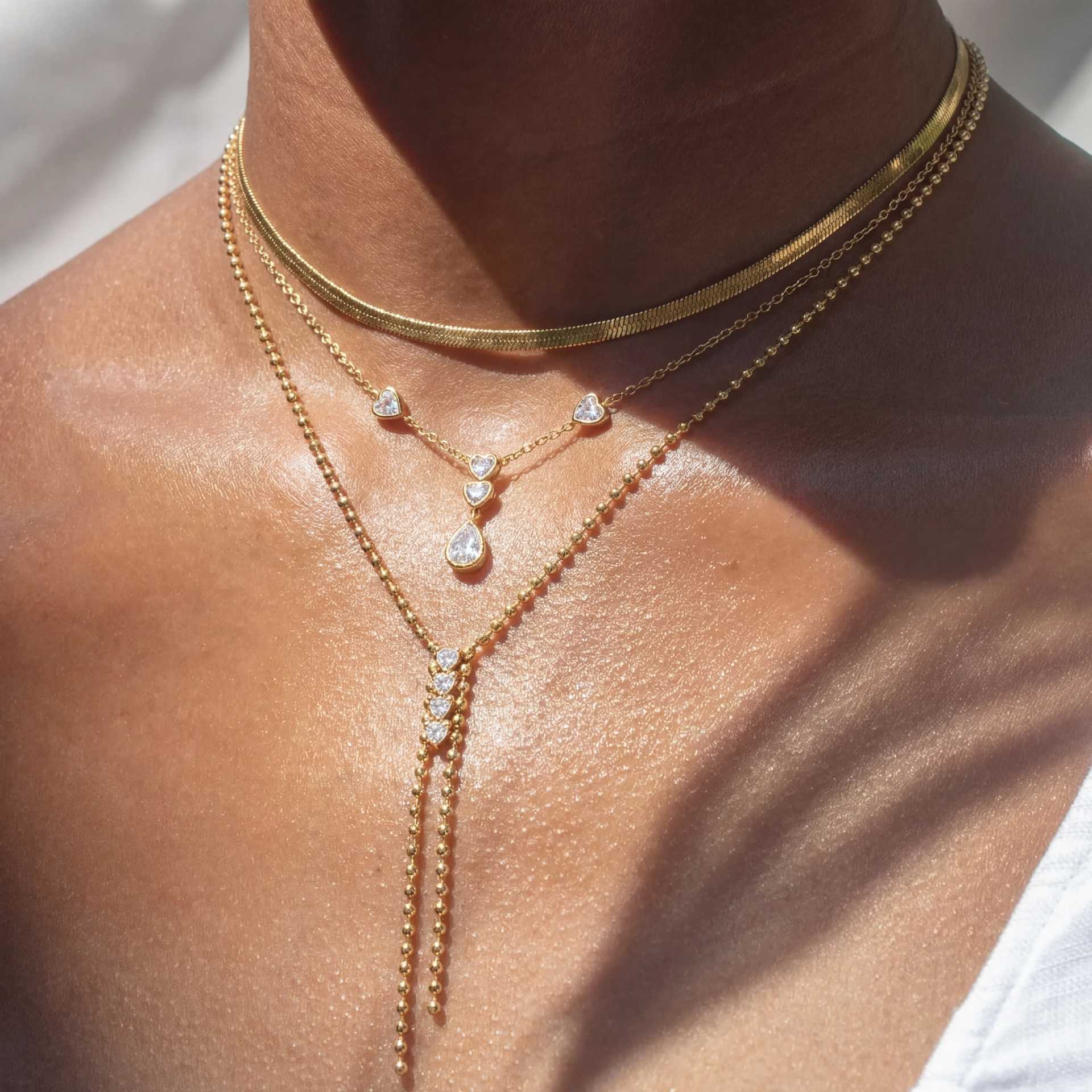 Retro gold Multi-Layer Stacked Necklace Heart Water Drop Diamond Tassel Choker Light Luxury Hot Girl Style